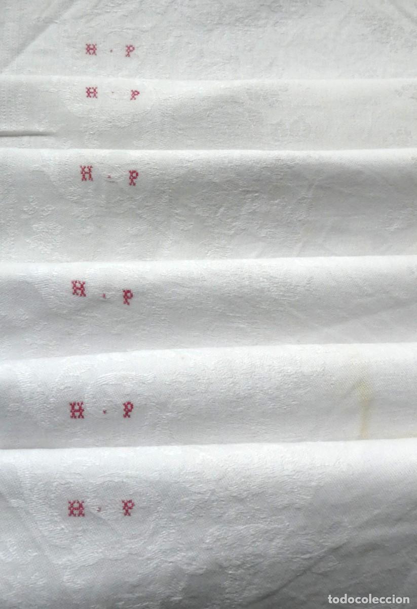Oggetti Antichi: SEIS GRANDES SERVILLETAS DE LINO ADAMASCADO CON PEQUE&Ntilde;AS INICIALES H.P. PPIO.S.XX