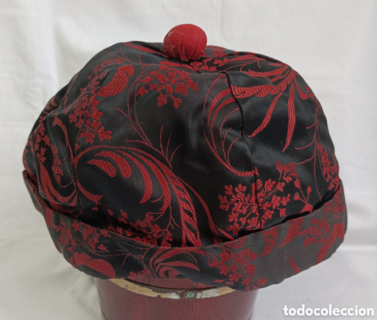 Antig&uuml;edades: Antiguo sombrero gorro CHINO. Etiqueta fabrica HUAZHONG.YANGSHI.