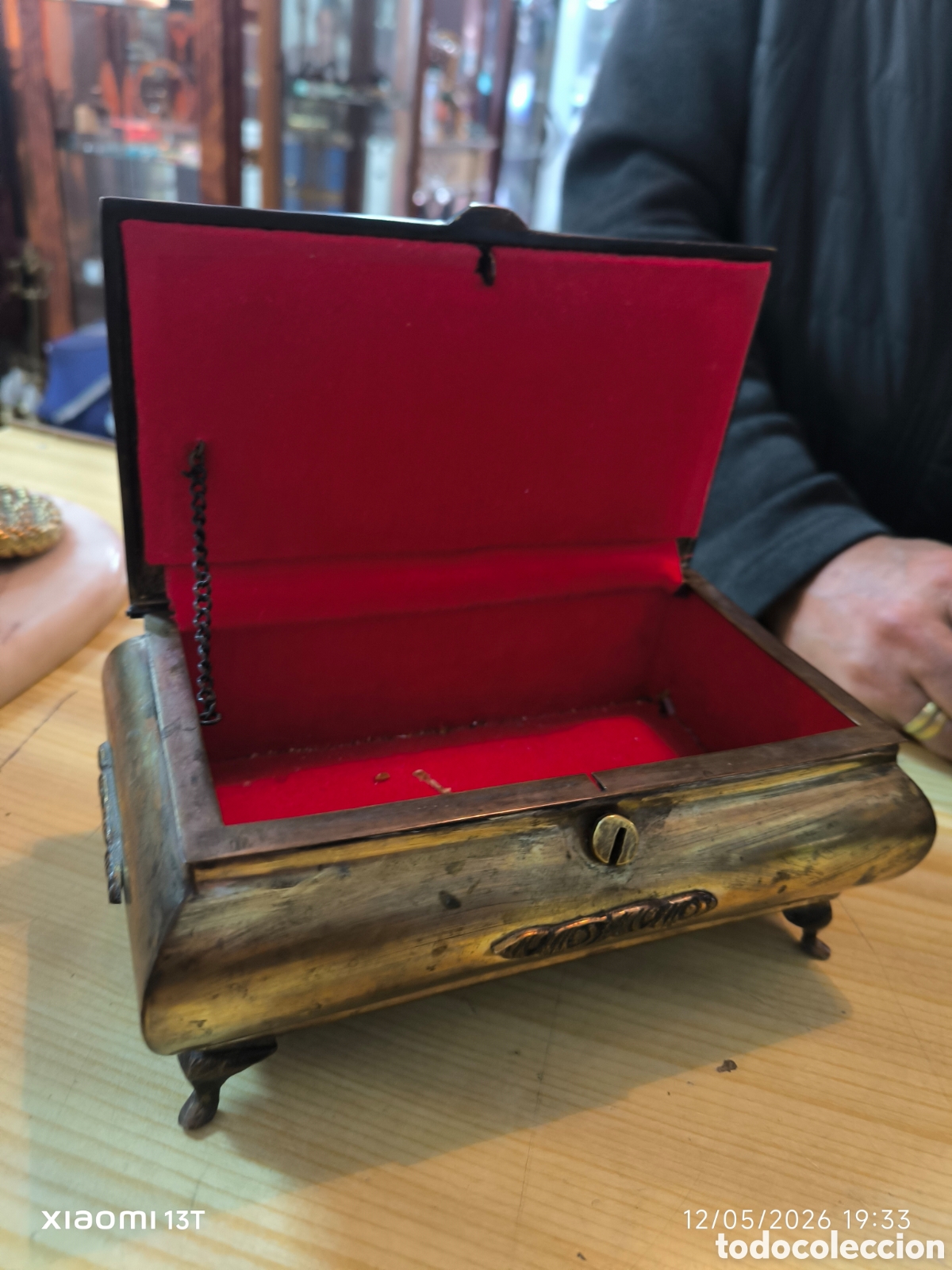 Antig&uuml;edades: Caja joyera antigua con relieve - Foto 6