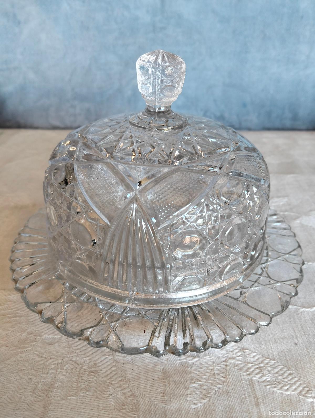 Antig&uuml;edades: Mantequera de cristal antigua decorativa con tapa y plato cristal prensado transparente Art Deco