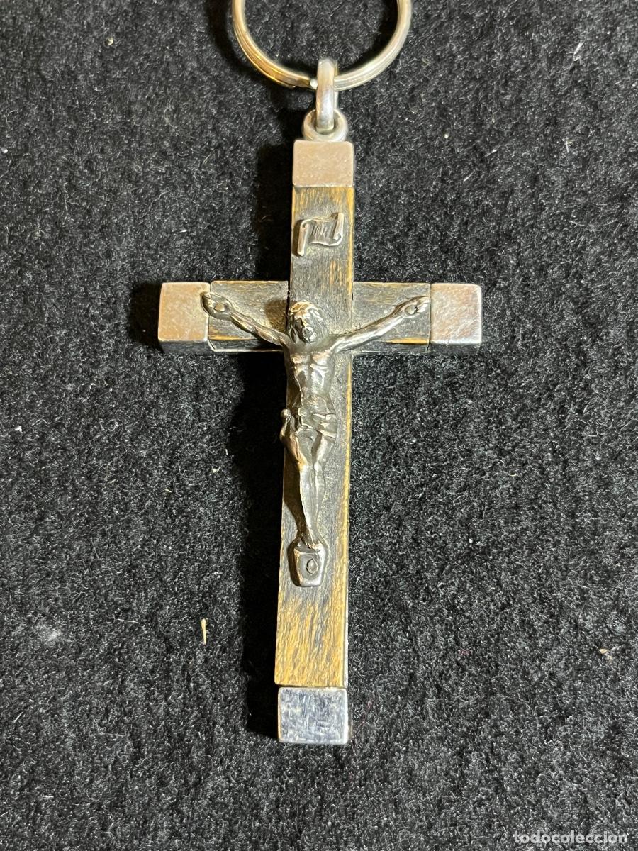 Oggetti Antichi: Cruz pectoral Hermanas Caridad Santa Ana vintage religiosa madera metal a&ntilde;os 60 70 crucifijo
