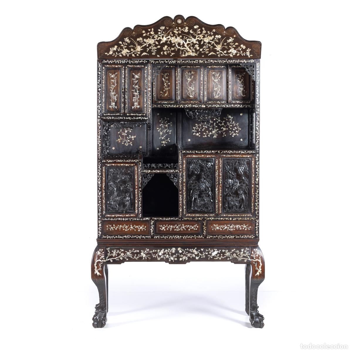 Antiques: ARMARIO DE SHODANA