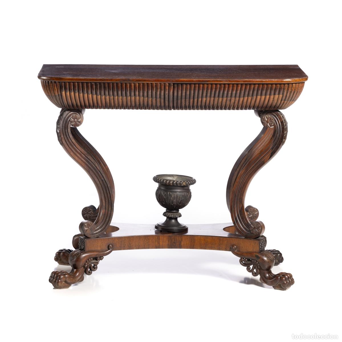 Antig&uuml;edades: Soporte para flores de mesa de centro - Foto 1