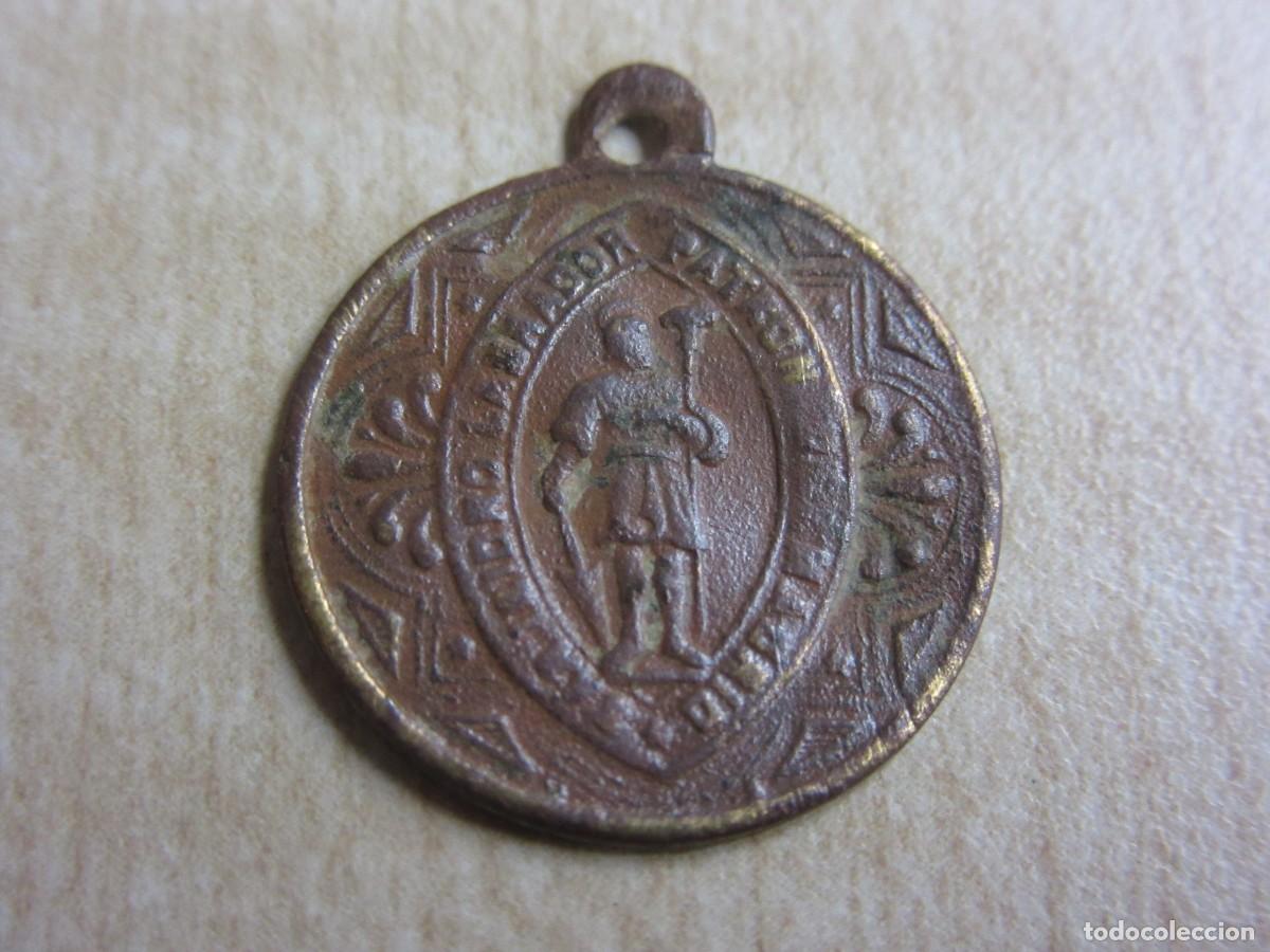 Antiguidades: Medalla de la Romer&iacute;a de San Isidro Labrador Patr&oacute;n de Madrid Di&aacute;metro 1,9cm Posible principios S XX