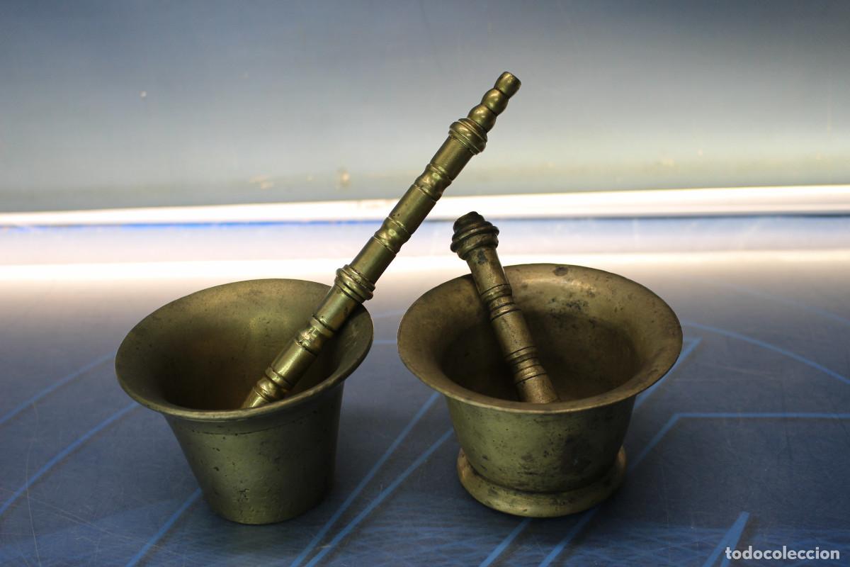Antig&uuml;edades: 05. 2 Morteros, almirez de bronce con sus mazos. - Foto 2