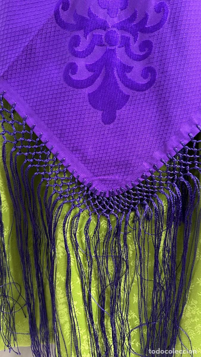 Antig&uuml;edades: Mant&oacute;n morado adamascado - Foto 5