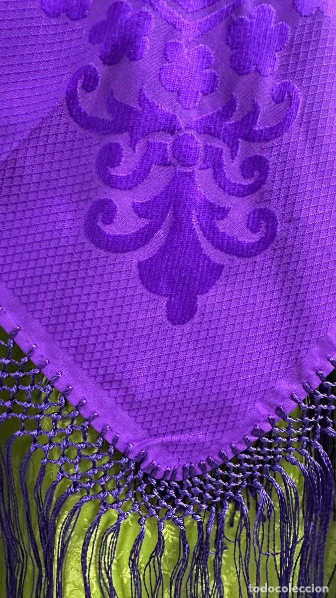 Antig&uuml;edades: Mant&oacute;n morado adamascado - Foto 6