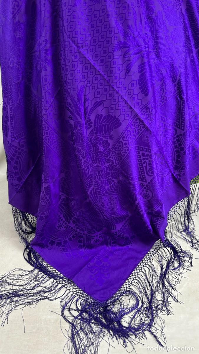 Antig&uuml;edades: Mant&oacute;n morado adamascado - Foto 10