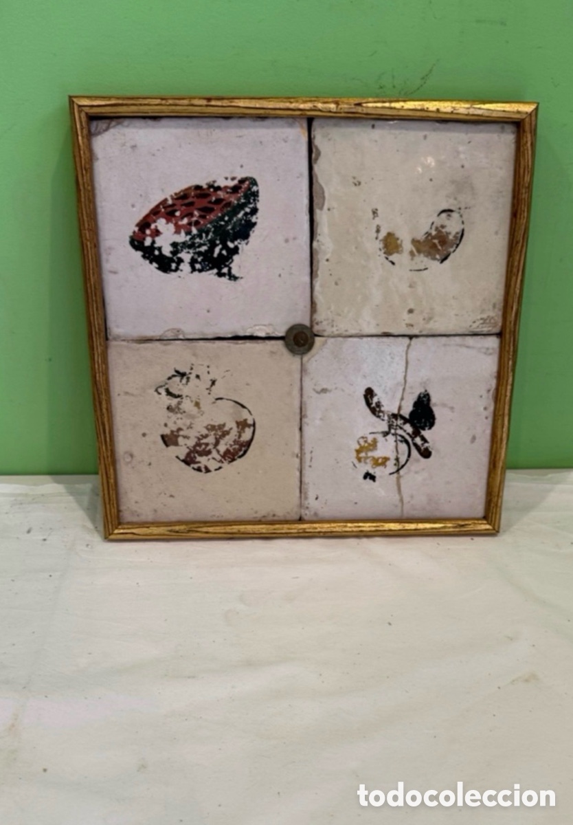 Antiquit&eacute;s: Azulejos catalanes de principios del siglo XX pintados a mano. Juego de 4