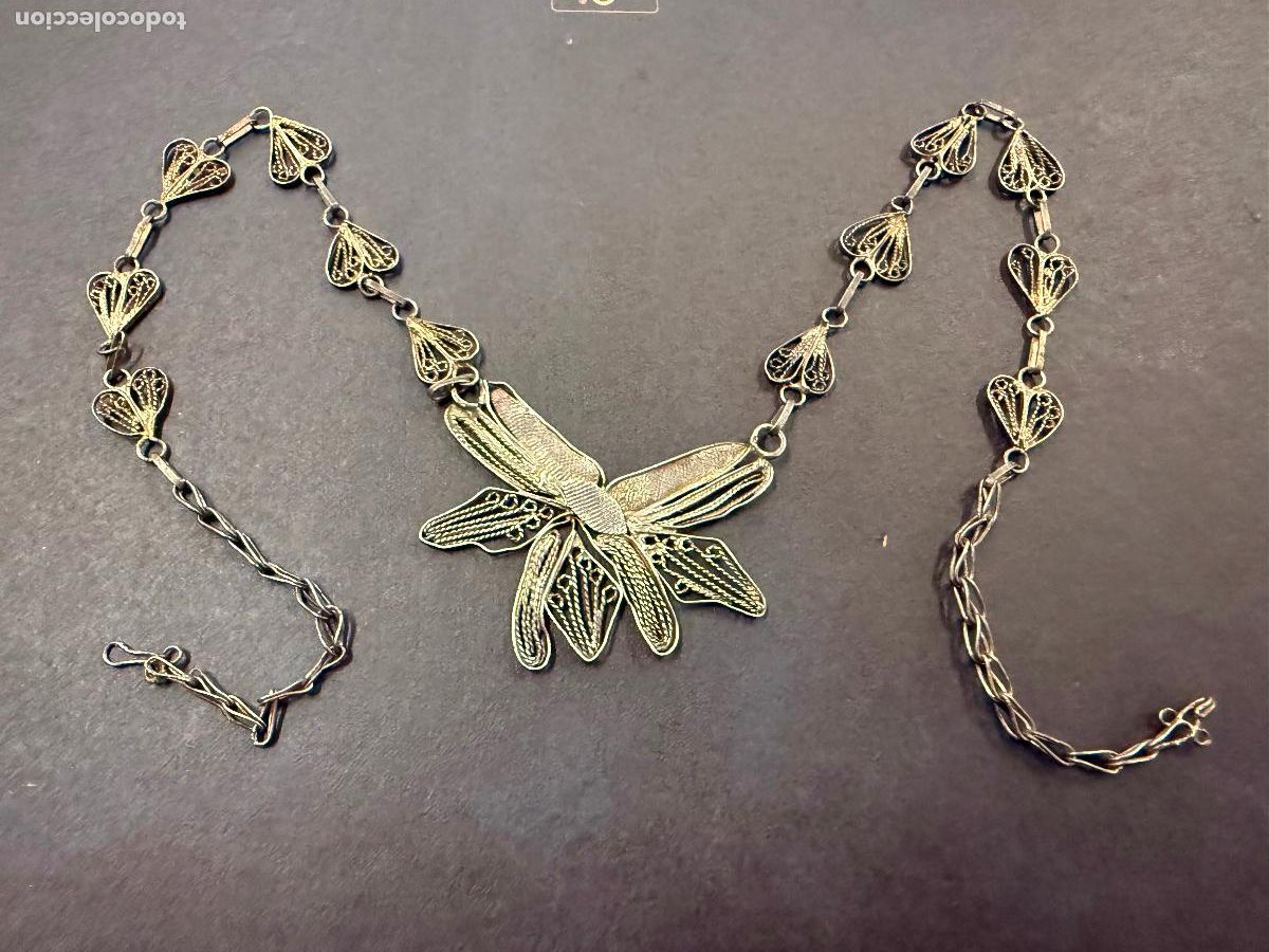Antig&uuml;edades: Precioso collar de plata en filigrana. Pesa unos 21 gramos.
