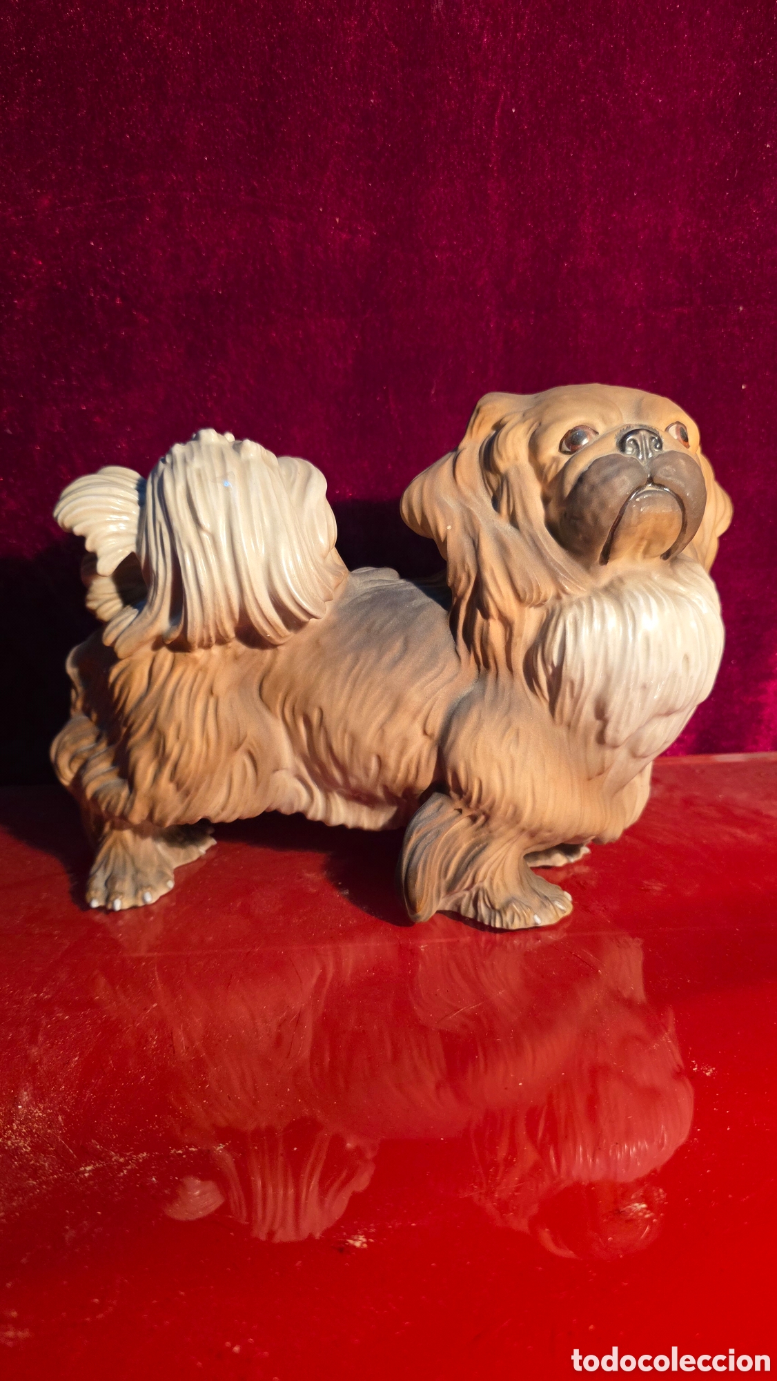 Antig&uuml;edades: Figura porcelana c. Martinu perro pekines