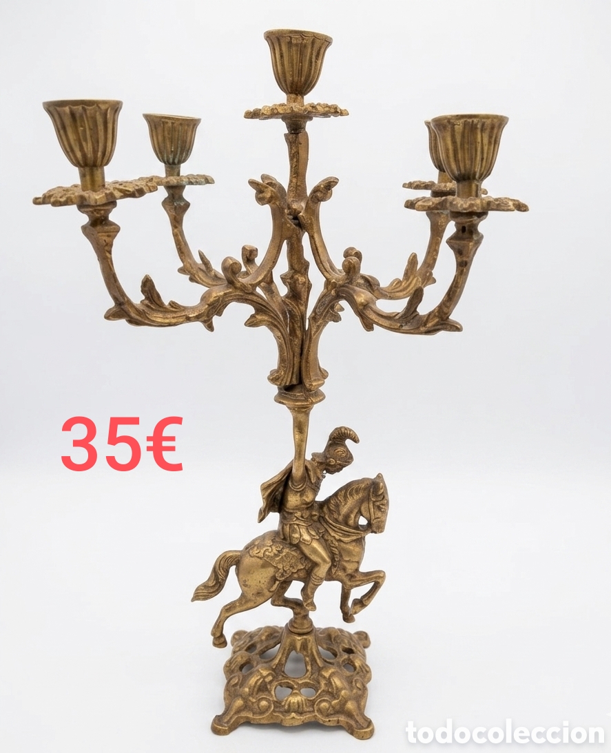 Antig&uuml;edades: Candelabro antiguo con figura de caballo