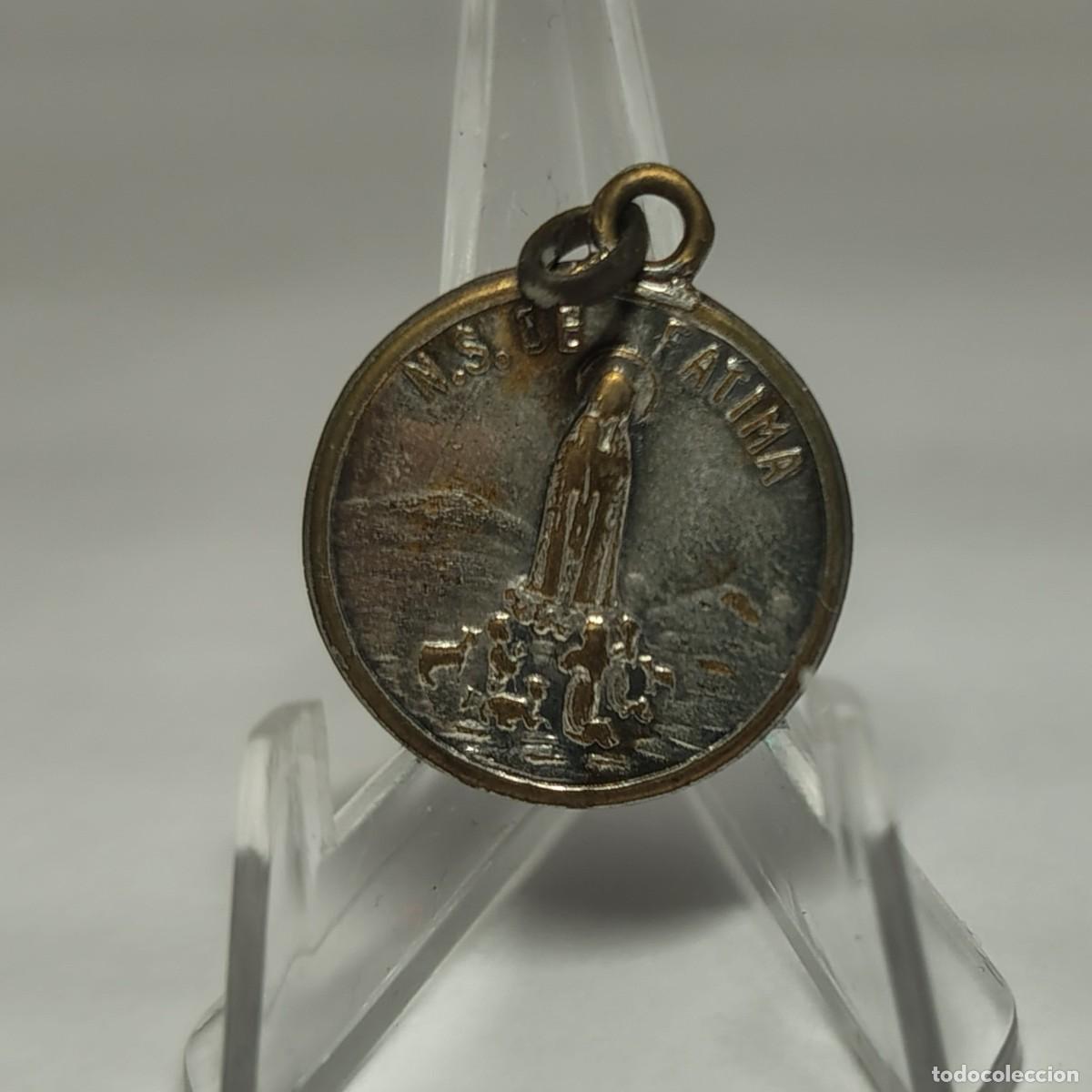 Antig&uuml;edades: Medalla religiosa / Colgante: NUESTRA SE&Ntilde;ORA DE FATIMA (Portugal) y ROSARIO PENITENCIA. M335