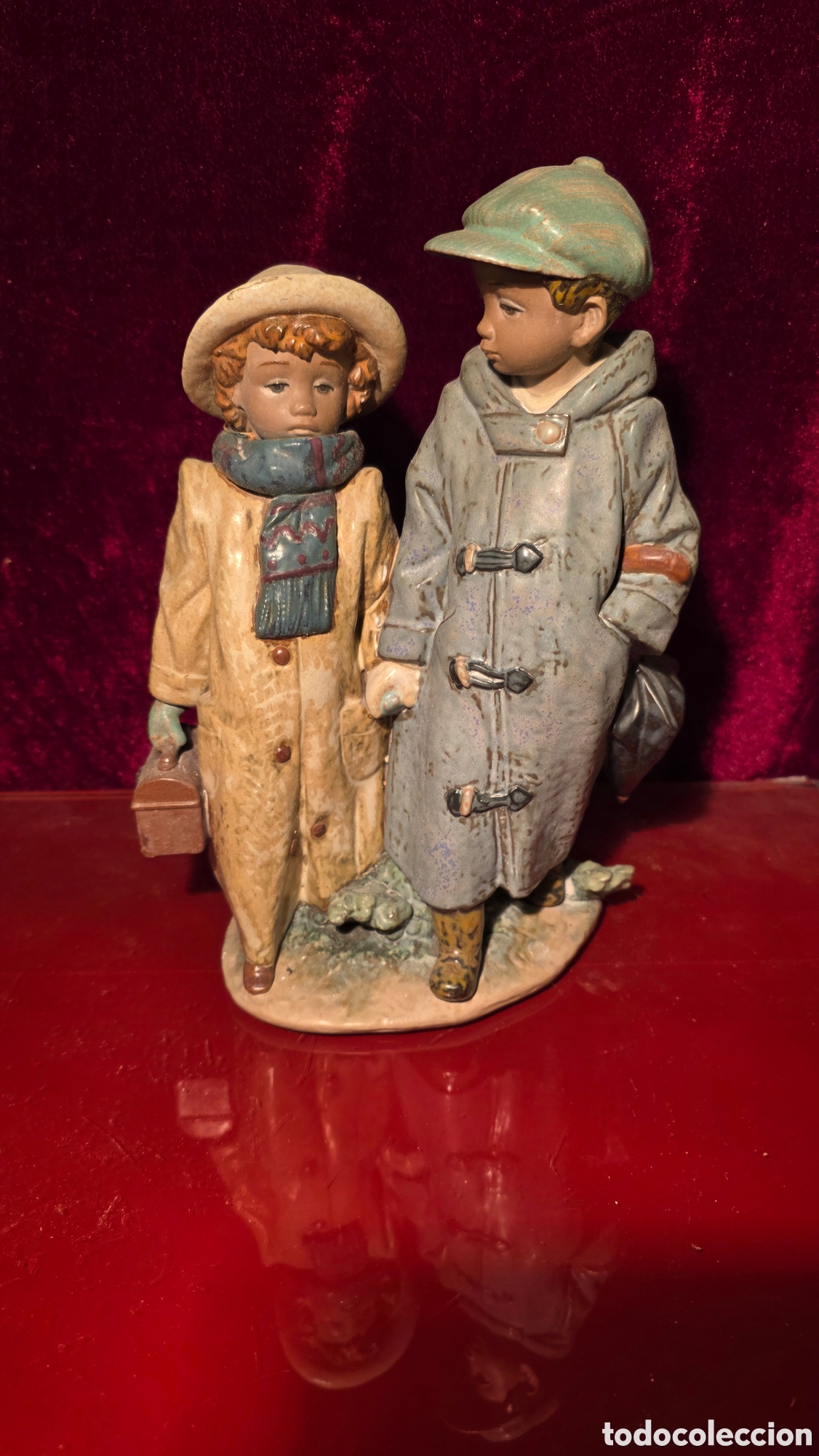 Antig&uuml;edades: Figura porcelana lladro ni&ntilde;os invierno
