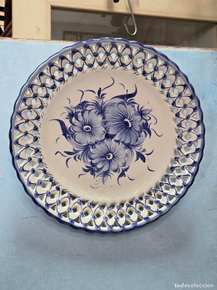 Antig&uuml;edades: plato de ceramica envio 7&euro;
