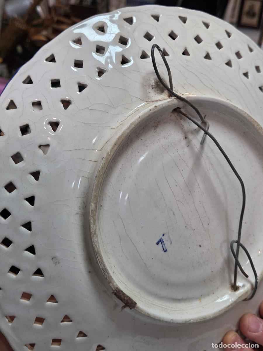Antig&uuml;edades: plato de ceramica envio 7&euro; - Foto 3