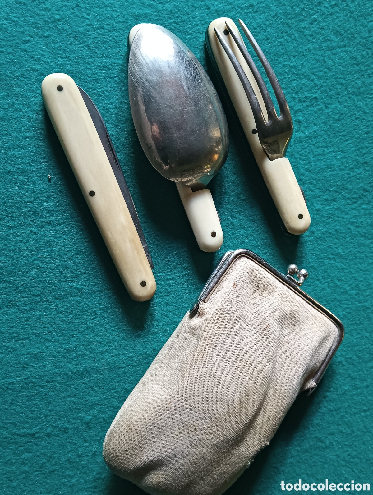 Antig&uuml;edades: Juego de cubiertos de excursi&oacute;n o picnic