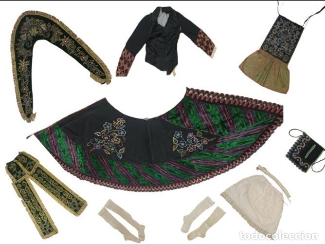 Antig&uuml;edades: TRAJE CHARRO DE MUJER; ZONA SURESTE- PROVINCIA DE SALAMANCA
