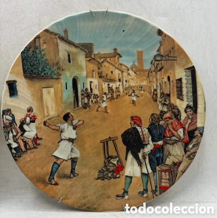 Antiguidades: Pareja de platos con soporte