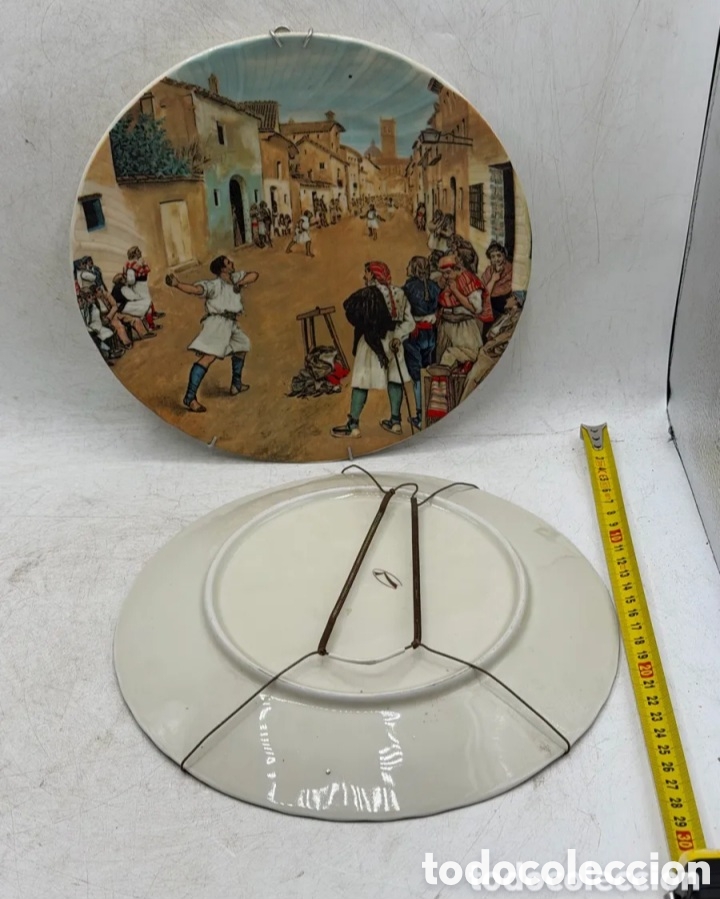 Antig&uuml;edades: Pareja de platos con soporte - Foto 6