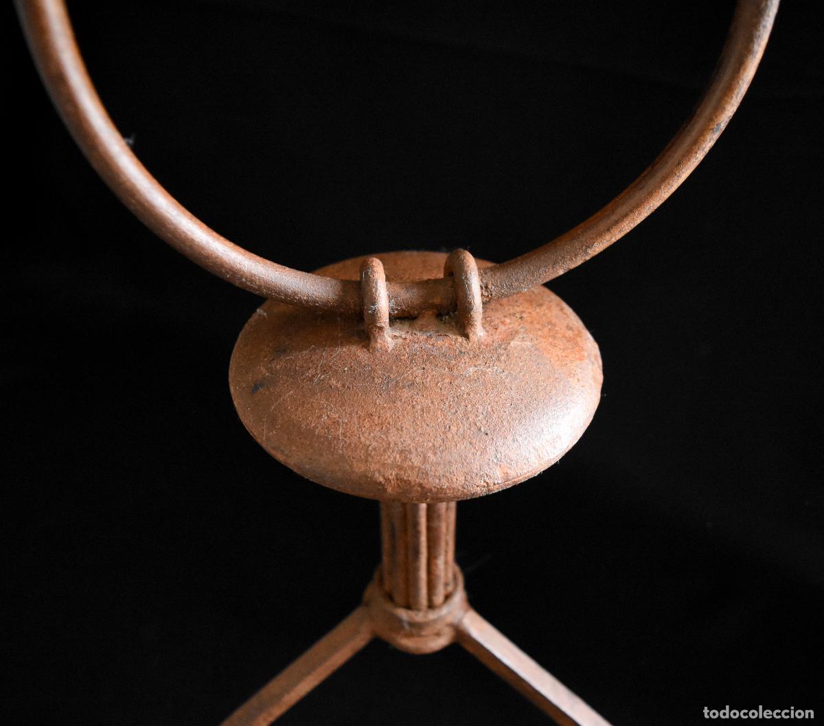 Antig&uuml;edades: Candelabro de hierro para dos velones - Foto 5