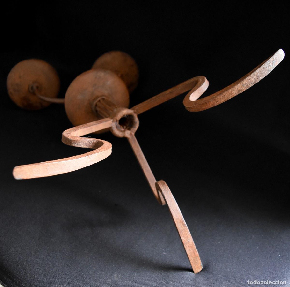 Antig&uuml;edades: Candelabro de hierro para dos velones - Foto 12