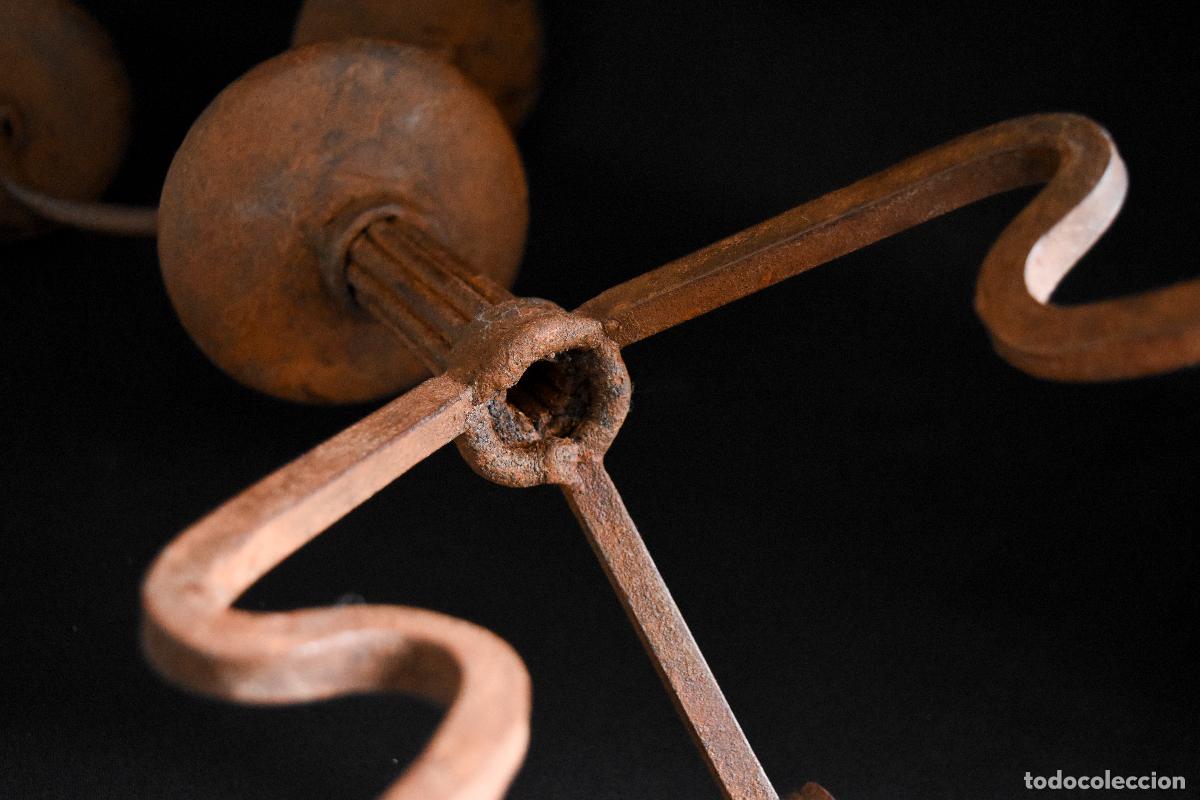 Antig&uuml;edades: Candelabro de hierro para dos velones - Foto 13