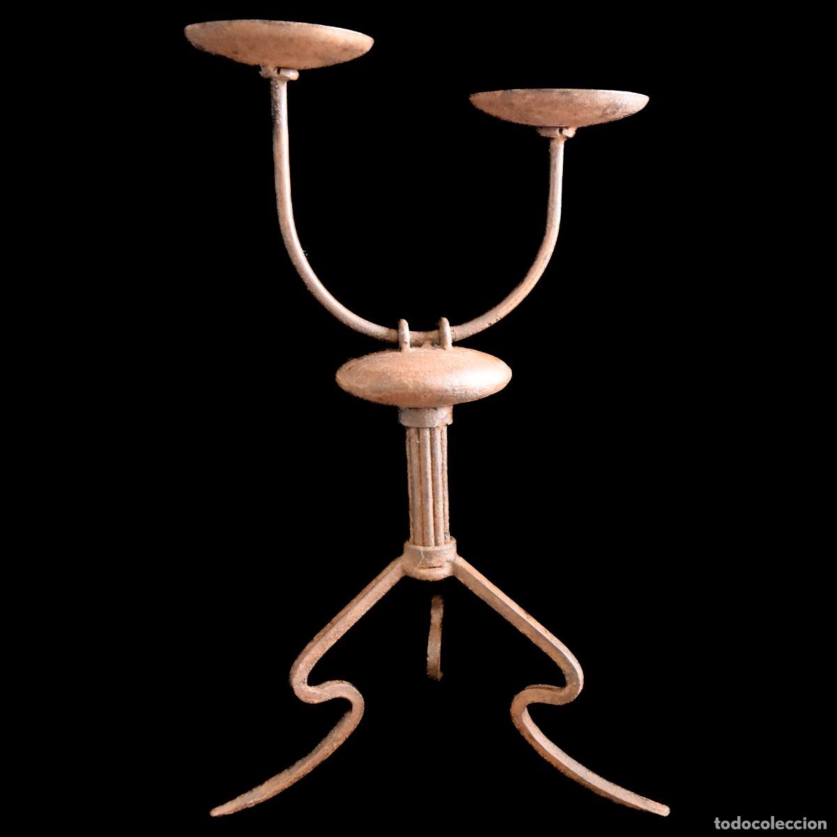 Antig&uuml;edades: Candelabro de hierro para dos velones - Foto 14