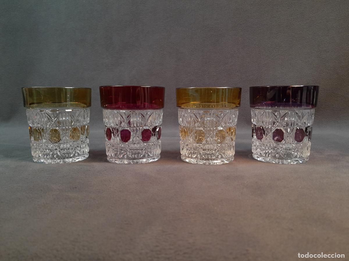 Antiques: JUEGO DE CUATRO VASOS DE CRISTAL DE BOHEMIA TALLADO. SEGUNDA MITAD DEL SIGLO XX.