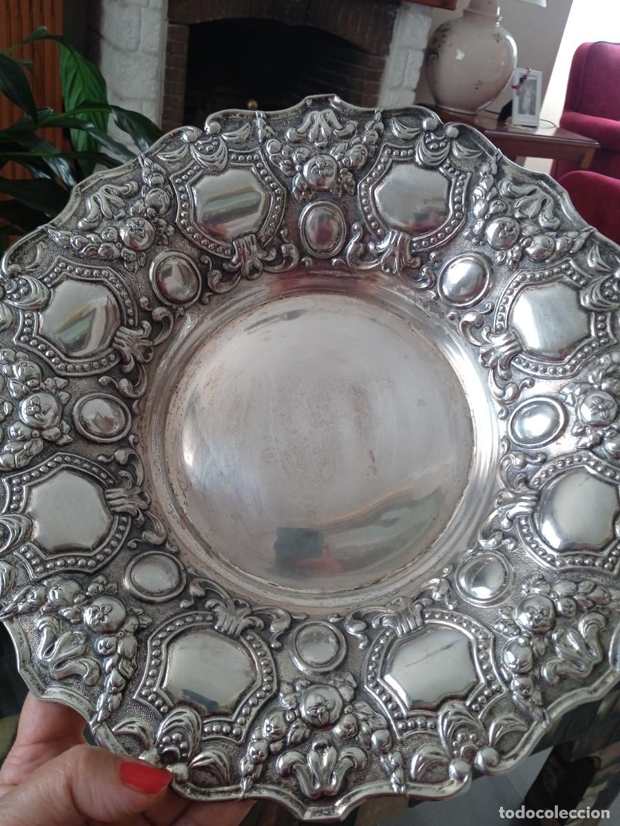 Antiques: Panera de alpaca ba&ntilde;ada en plata