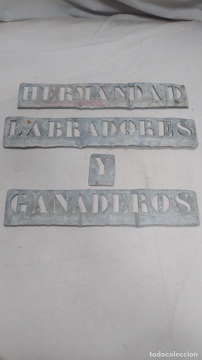 Antig&uuml;edades: Letras para pintura de hermandad de labradores y ganaderos