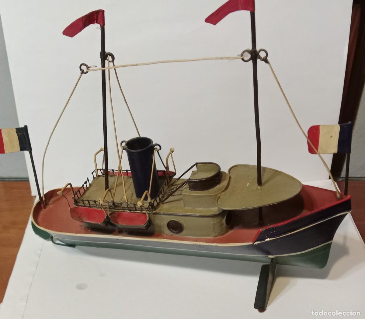 Antig&uuml;edades: BARCO DE HOJALATA, ANTIGUO, 31X27 CM