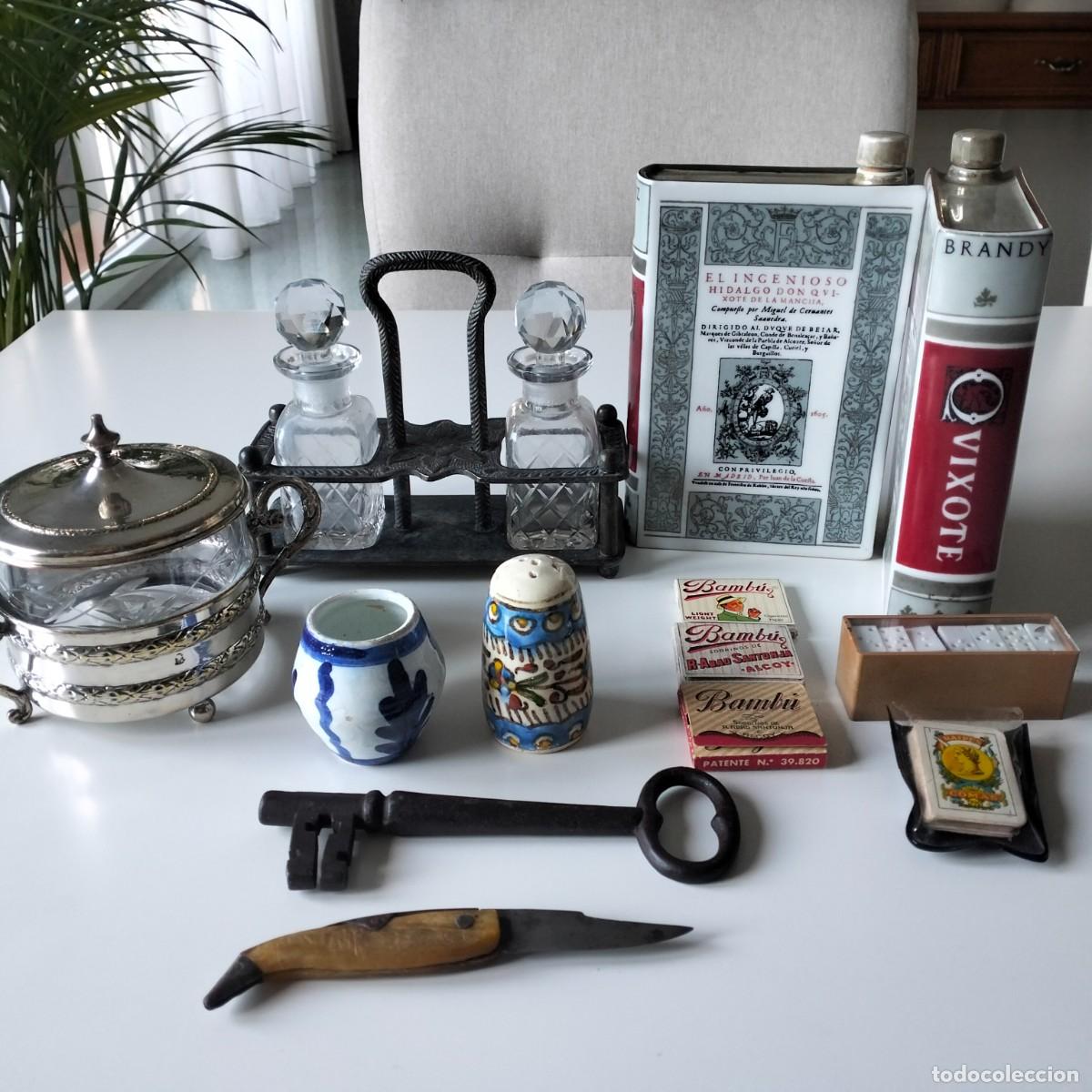Antiquit&auml;ten: INTERESANTE LOTE COLECCIONABLES O REVENTA. cuchillo J.Zafrilla, llave S XIX, etc...OPORTUNIDAD..
