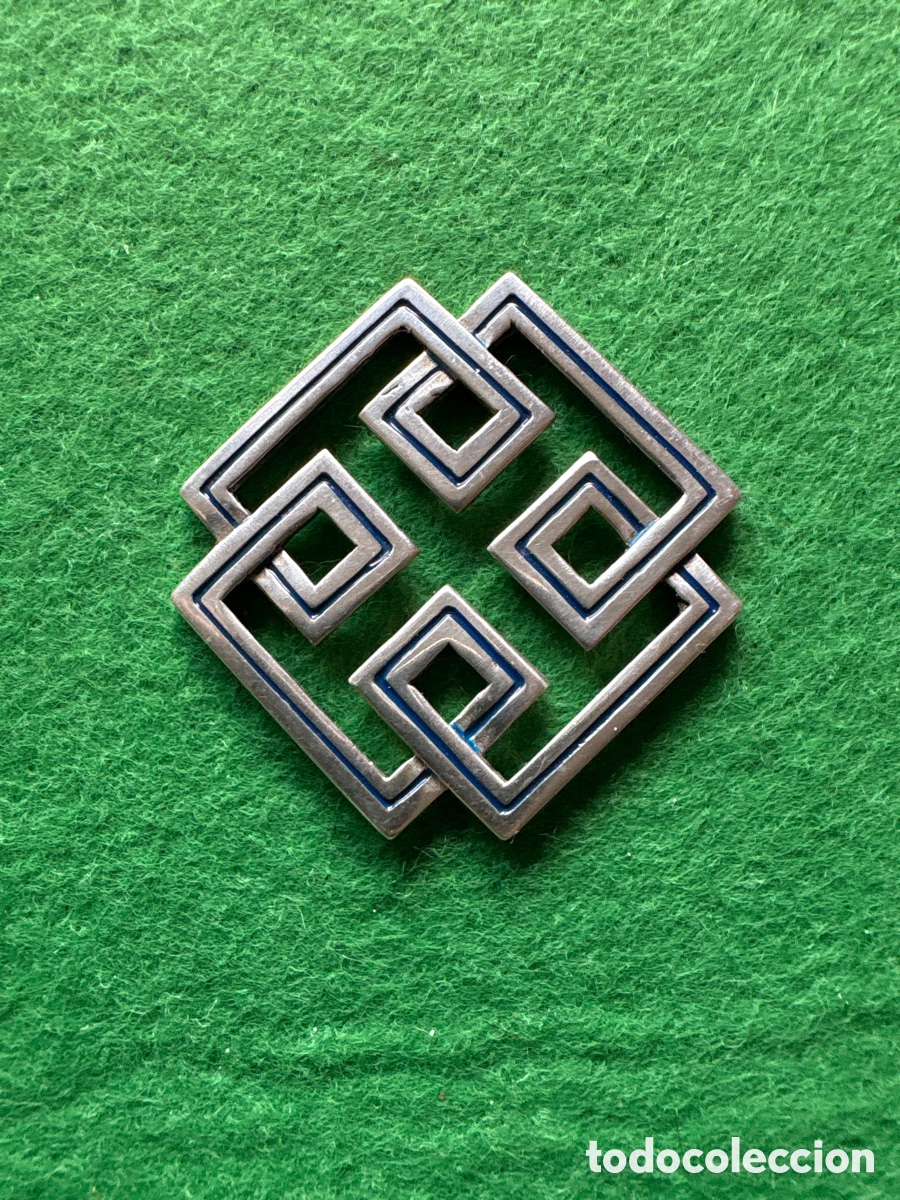 Antiques: Distintivo de plata de ley, buen tama&ntilde;o (A1)