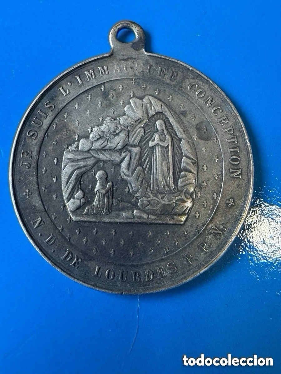 Oggetti Antichi: Rara medalla religiosa de plata Bas&iacute;lica de Notre Dame, Lourdes, Francia (A5)