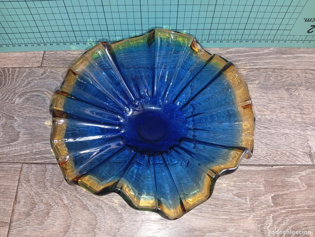 Antig&uuml;edades: Centro de mesa vintage estilo Murano Cristal art&iacute;stico de gran grosor dise&ntilde;o ondulado en azul coalto