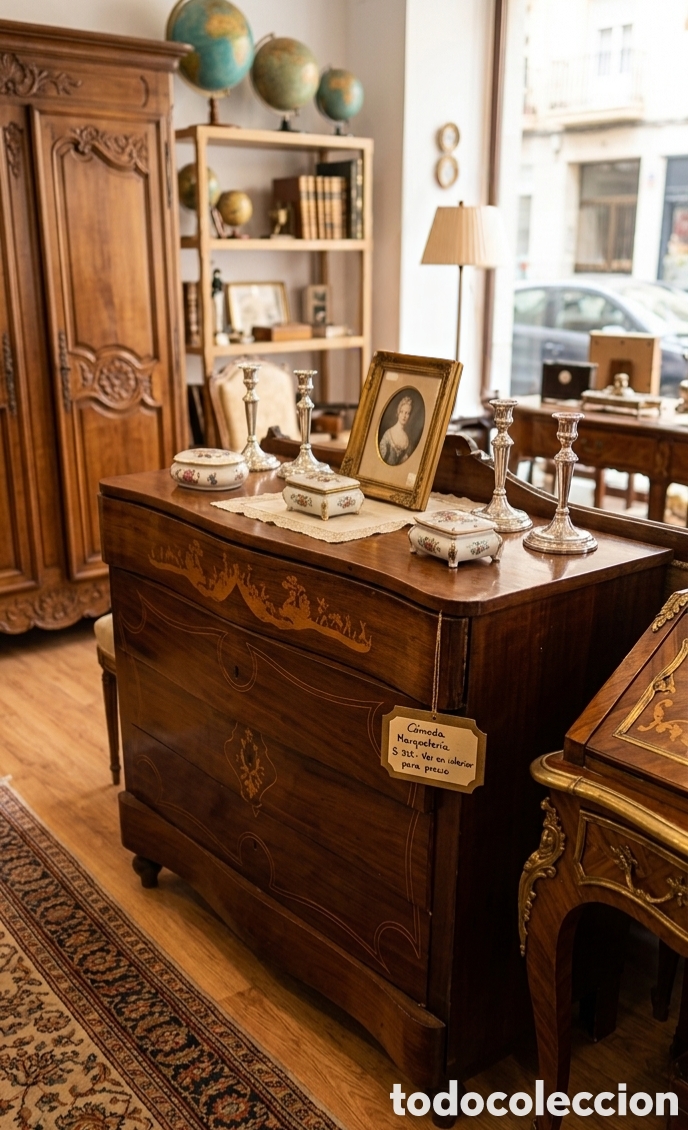 Antig&uuml;edades: Impresionante c&oacute;moda de caoba