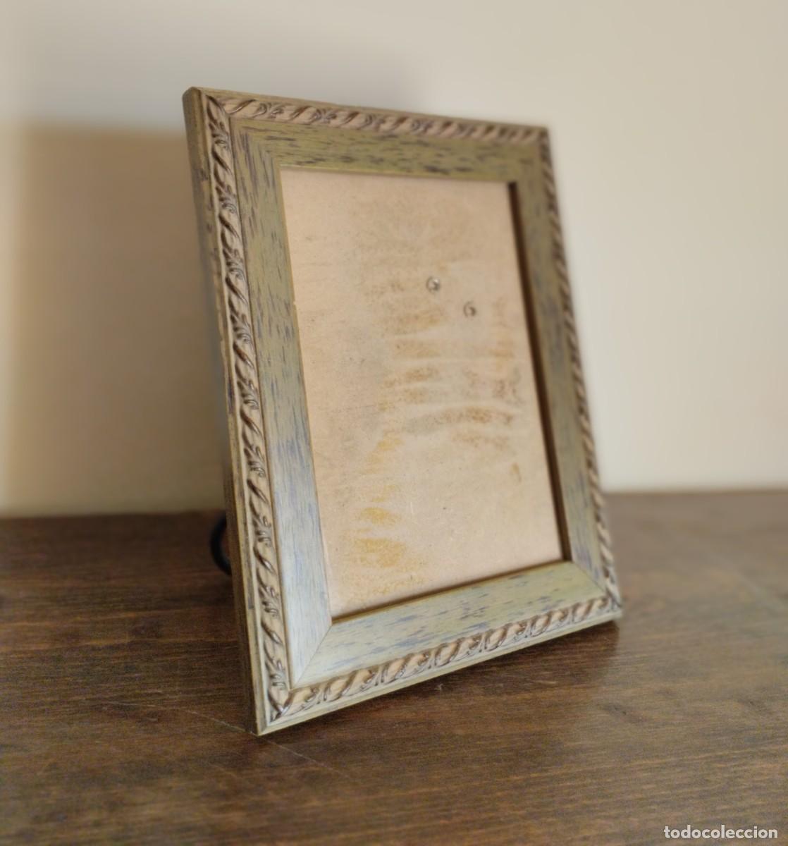 Oggetti Antichi: Marco/ portafotos vintage de madera con ornamentaci&oacute;n cl&aacute;sica.