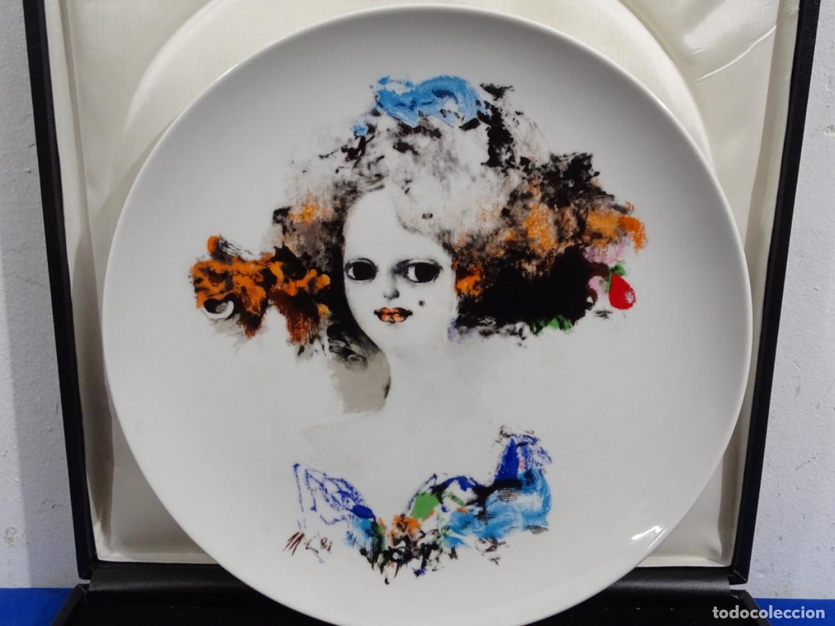 Oggetti Antichi: PLATO PORCELANA VERSALINA CON ESTUCHE MODEST CUIXART. 1981. 34 CM DI&Aacute;METRO.