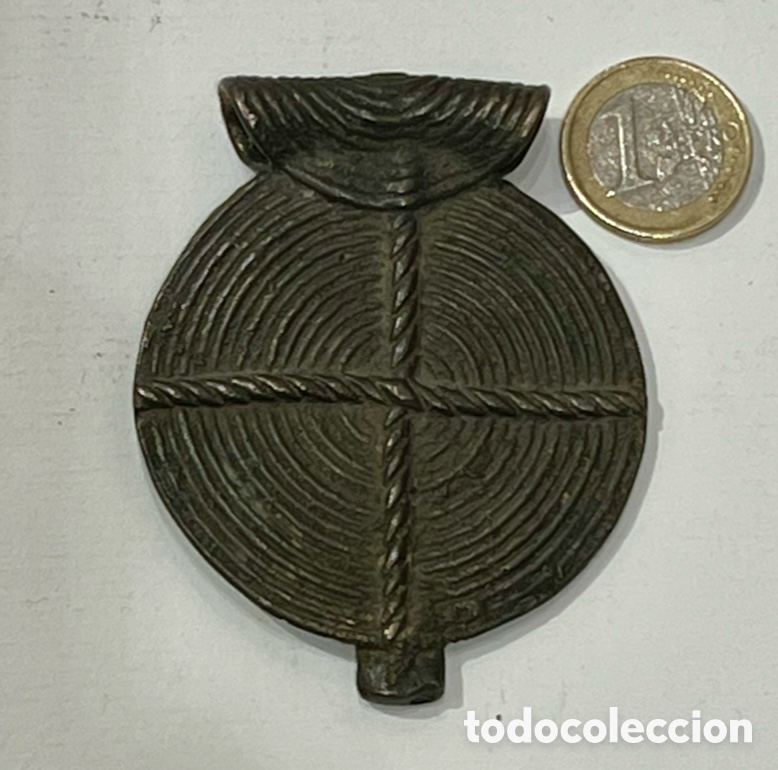 Antig&uuml;edades: Ornamento antiguo para cintura. Arte &Eacute;tnico Africano. Bronce.