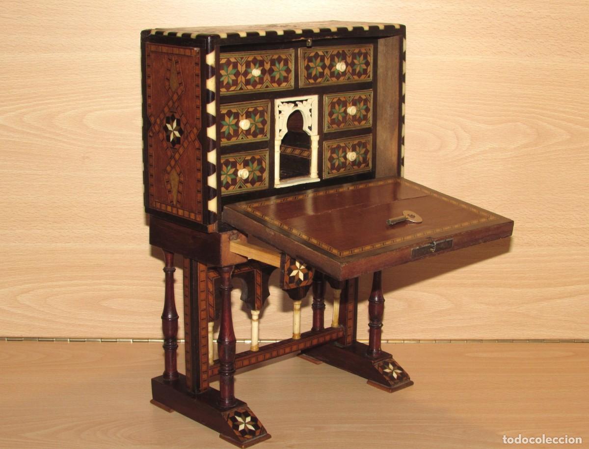 Antig&uuml;edades: Antiguo joyero bargue&ntilde;o granadino taracea miniatura artesanal incrustaciones hueso madera Granada