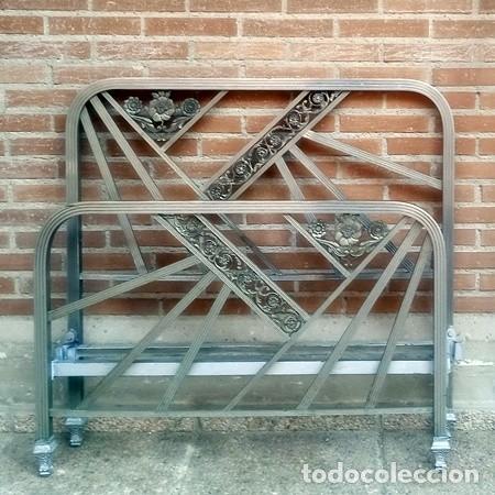 Antig&uuml;edades: Cama de metal niquelada de 90 cm