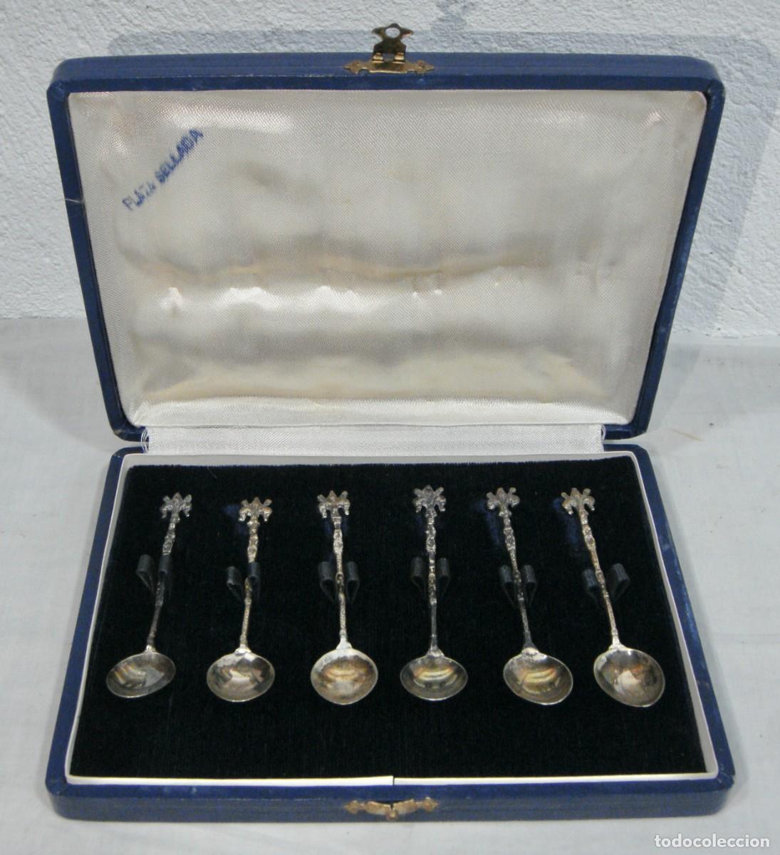Antiques: Juego de 6 cucharillas de plata .800 con flor de lis y estuche original &middot; ca. 1950&ndash;1970