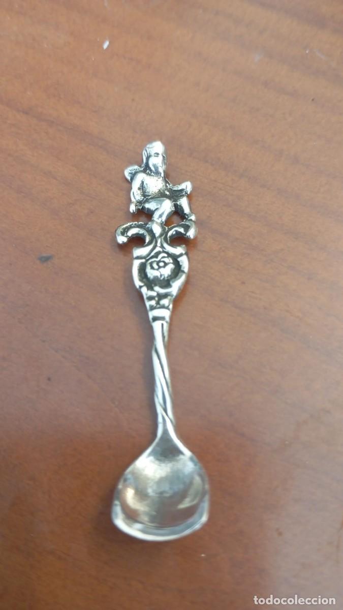 Antig&uuml;edades: Cuchara de plata 0.925 con angelote. - Foto 1