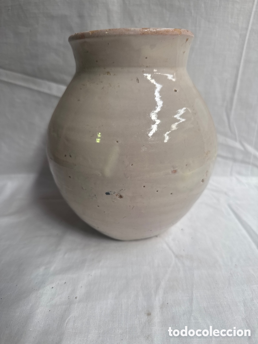 Antiques: Peque&ntilde;a orza en cer&aacute;mica blanca de Teruel s XIX