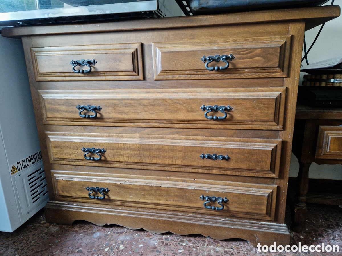 Antig&uuml;edades: C&oacute;moda vintage de madera (NO HAGO ENVIOS)