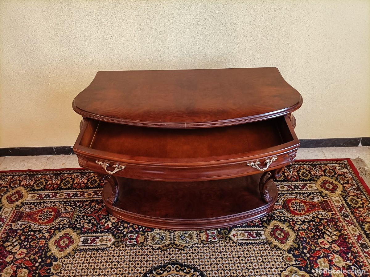 Antig&uuml;edades: Consola de madera de estilo cl&aacute;sico - Foto 2
