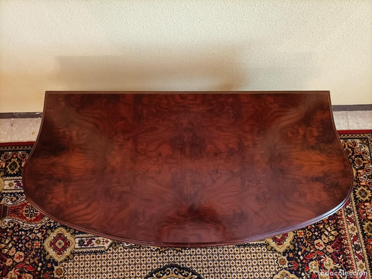 Antig&uuml;edades: Consola de madera de estilo cl&aacute;sico - Foto 3
