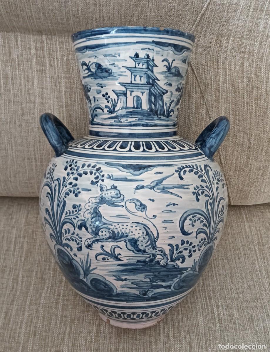 Antiguidades: ANTIGUO JARRON DE TALAVERA MONTEMAYOR