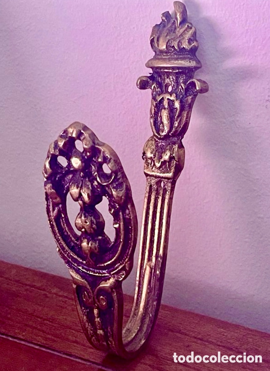 Antiguidades: Alzapa&ntilde;os Bronce Dorado Luis XV Decorativo